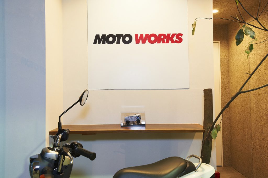 2010.12 MOTO WORKS